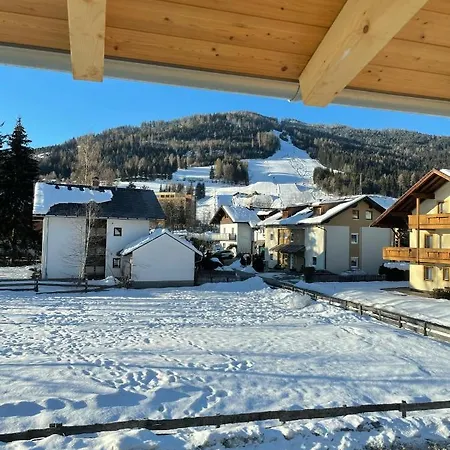 Familienhaus Kreischberg Holiday home *